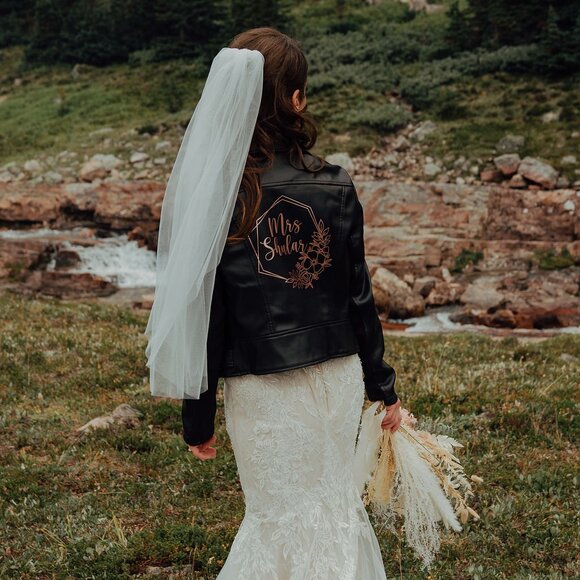 Soft Waist Length (30") Wedding Veil - Picture 6 of 13